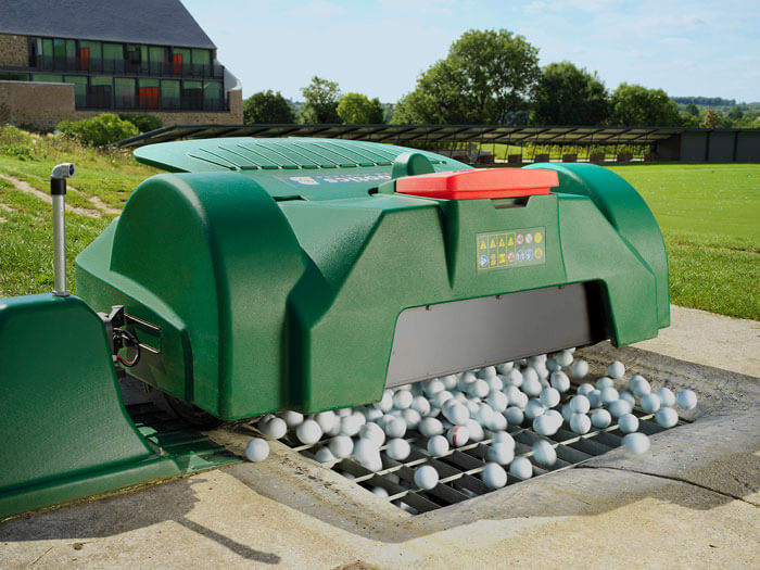 Golf_Ballpicker2 vollautomatisierte Driving Range